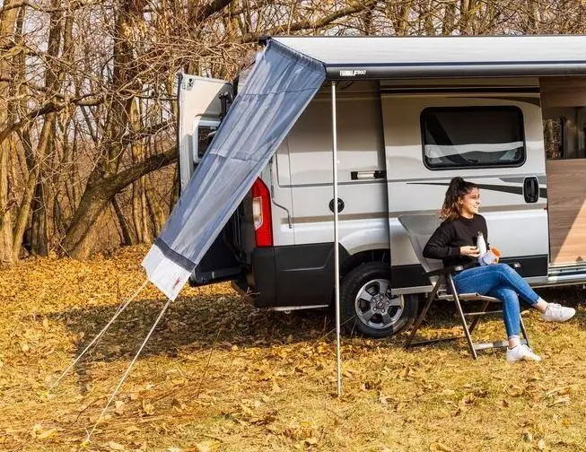 Kihagyhatatlan ajánlat Sun View Side oldalsó napellenző a Fiamma F45/F65/F80 árnyékolóhoz