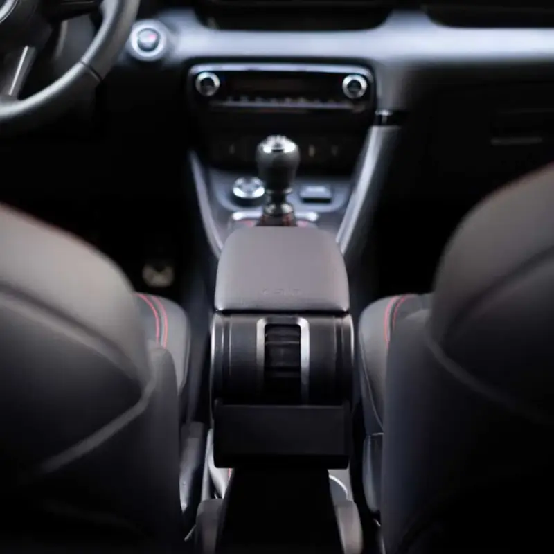 Vedd meg most Peugeot 208 Armster 3 könyöklő 2012-2019 Bőr